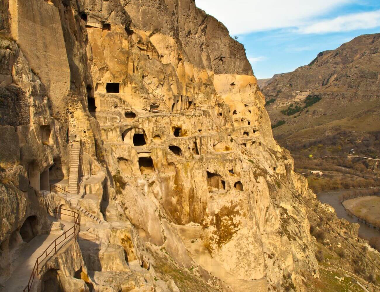 1-Day Tour to Georgia: the cave town of Vardzia and Akhaltsikhe from Tbilisi