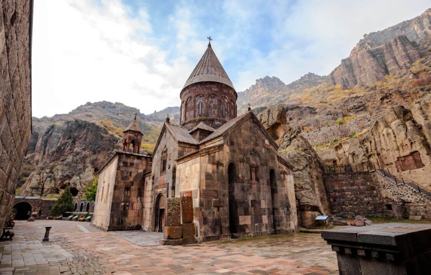 1-Day Armenia: Garni, Geghard and Echmiadzin