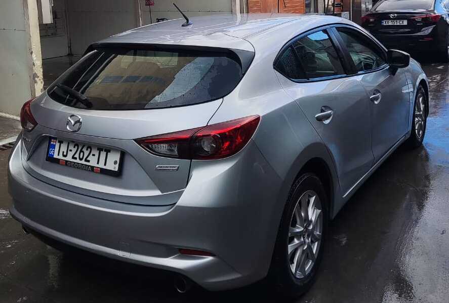Mazda 3 Hatchback sport