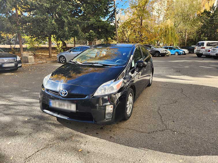 Toyota Prius Year 2013 Limited