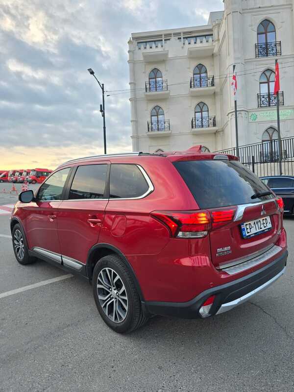 Mitsubishi Outlander XL GT 2017