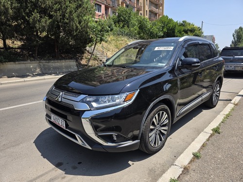 Mitsubishi Outlander XL GT 2019