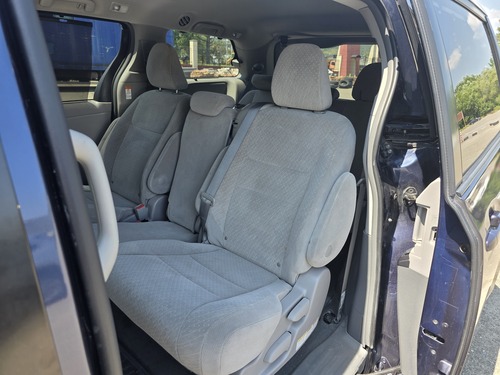 Toyota Sienna LE 2019