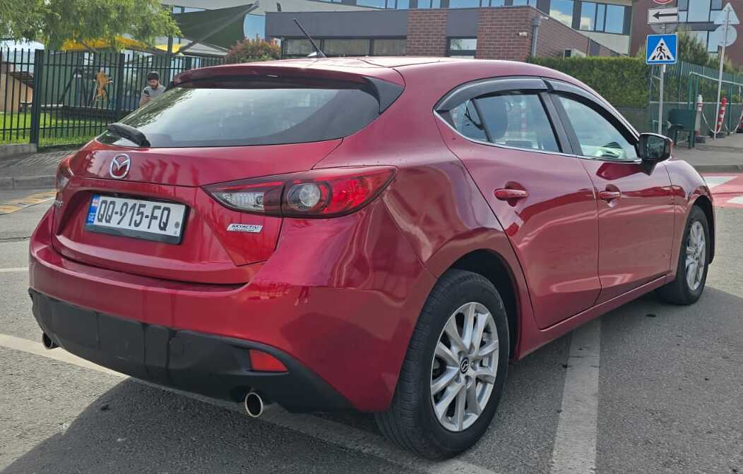 Mazda 3 hatchback