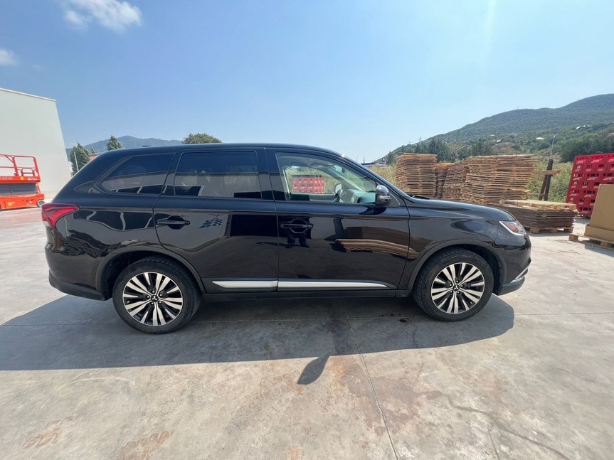 Mitsubishi Outlander XL GT 2020