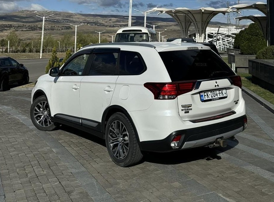 Mitsubishi Outlander XL GT 2018