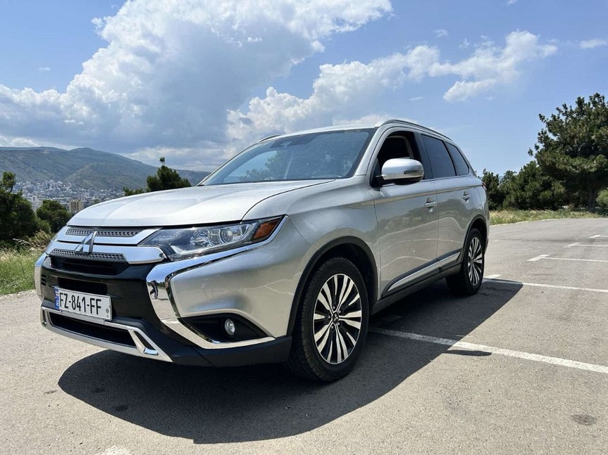 Mitsubishi Outlander XL 2020
