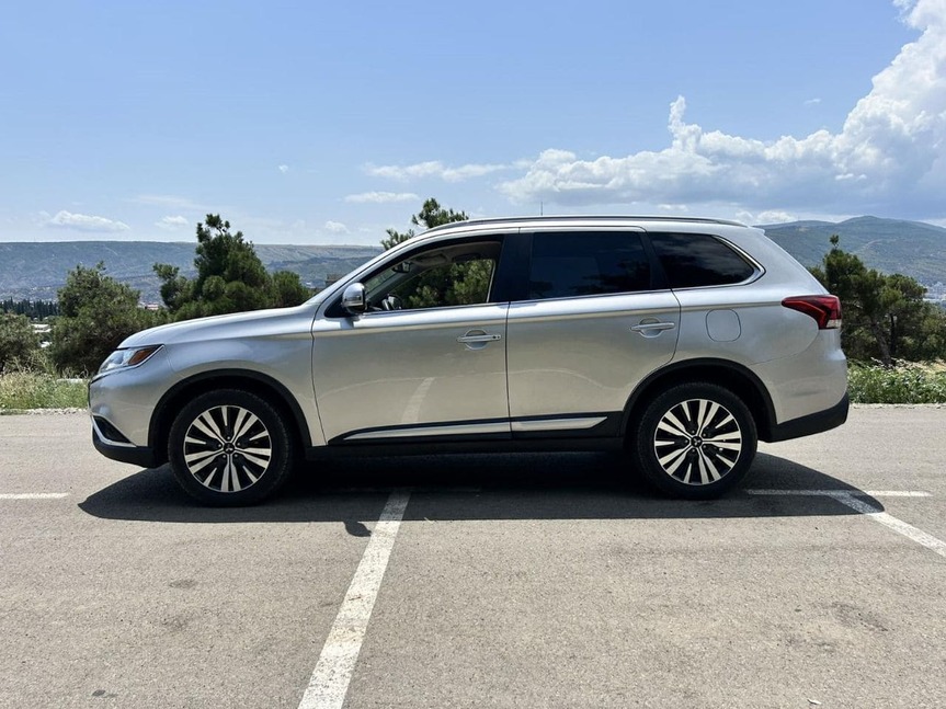 Mitsubishi Outlander XL 2020