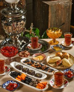 Azerbaijan tea serving 